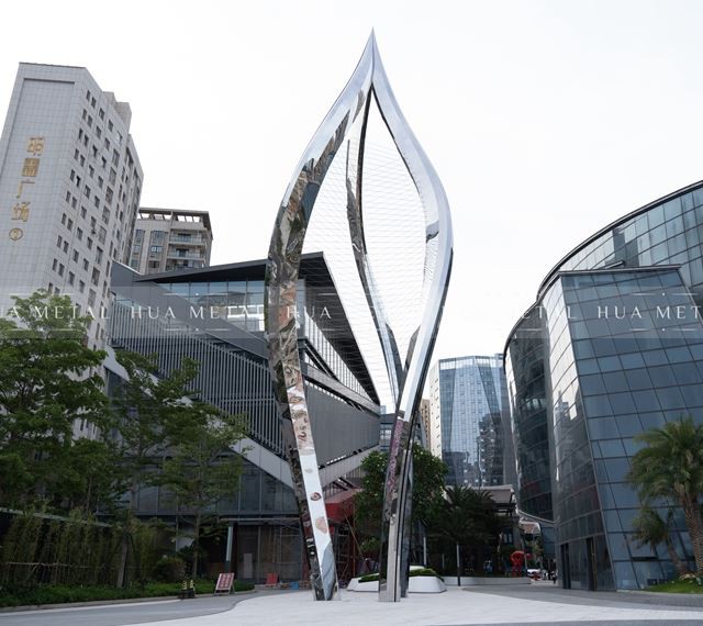 مجسمه باغ از فولاد ضد زنگ